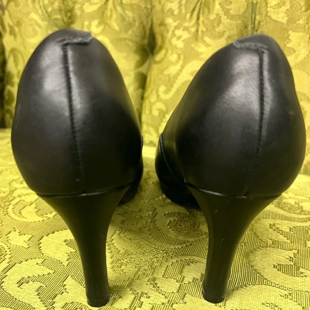 Clark Black Comfort Heels Sz 6 W - Picture 2 of 7